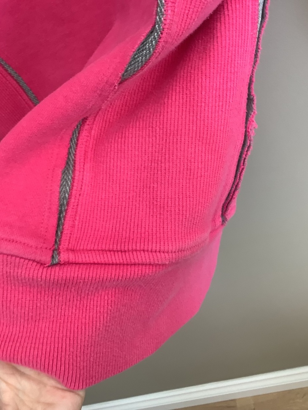 VIntage Rasberry Scuba Hoodie - Picture 7 of 13